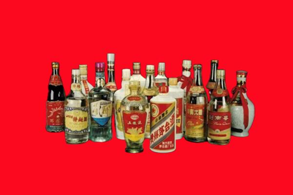 伊犁塔城市回收十八老酒.jpg